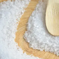 Ile soli na litr wody, solanka do mięsa, ile soli peklowej na litr wody