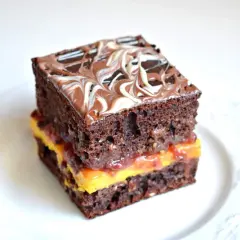 Zdrowe brownie z buraka i banana - przepis na fit deser bez cukru