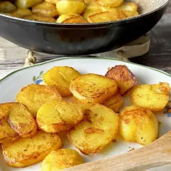Jak zrobić talarki ziemniaczane na patelni: prosty przepis krok po kroku
