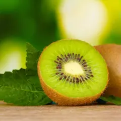 Kiwi: Ile kalorii ma owoc? Zaskakujące fakty o niskiej kaloryczności