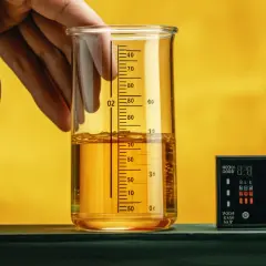 Przelicz litry na kilogramy: 1 litr ile to kg?