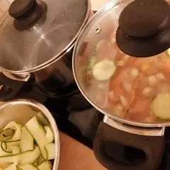 Najprostsze potrawy, które potrafi ugotować każdy - krok po kroku dla amatorów