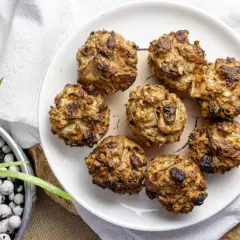 Zdrowe muffinki owsiane z bananem i jabłkiem - prosty przepis