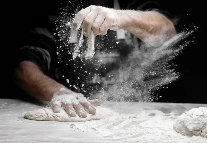 Mąka do ciasta na pizzę jak z włoskiej pizzerii – sekrety idealnego przepisu