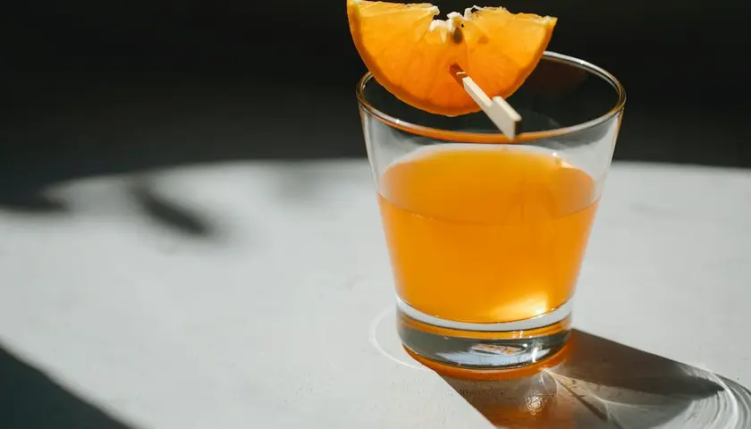  Aperol spritz - jak zrobić orzeźwiający koktajl na lato? Przepis krok po kroku