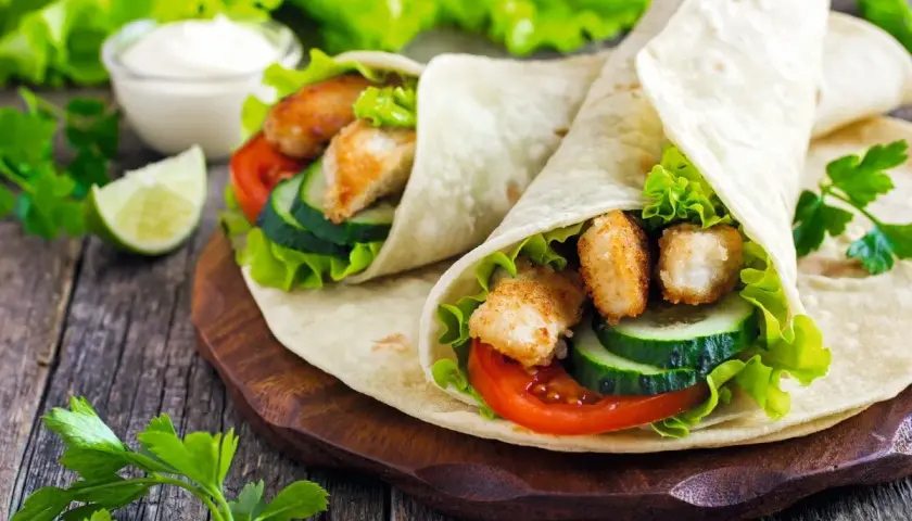 Domowa tortilla z kurczakiem: Przepis na pyszne i łatwe danie
