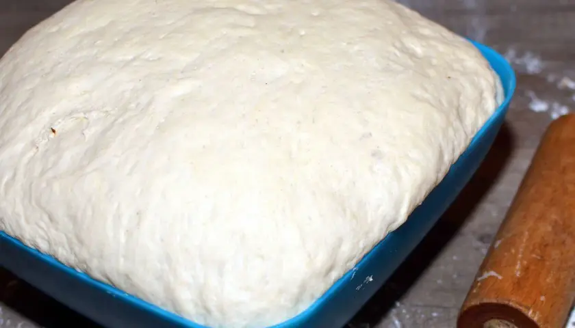  Mrożenie ciasta na pizzę - czy to się opłaca? Jak mrozić ciasto na pizzę?