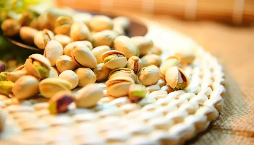 Pistacje ile kalorii? Poznaj wartość odżywczą i wpływ na dietę